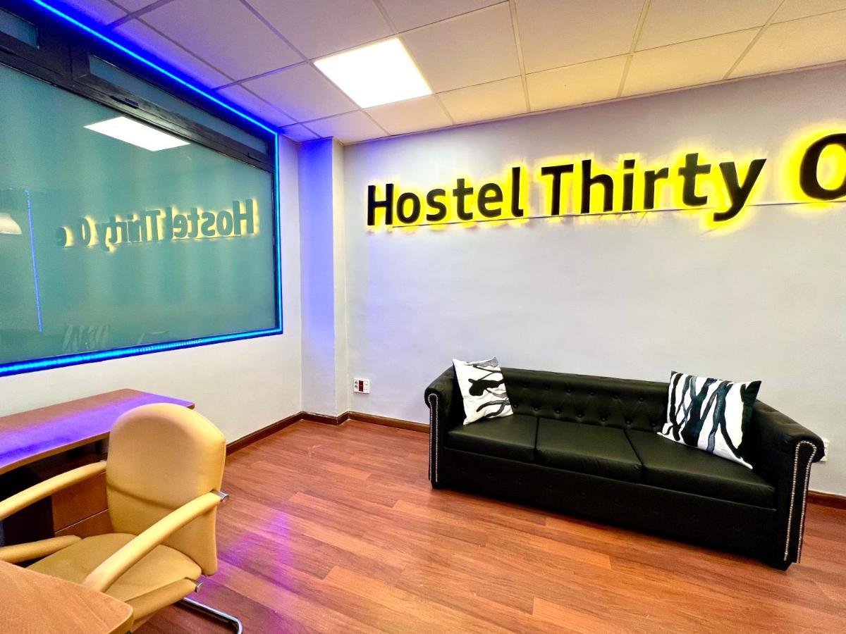Hostel Thirty One Madrid Ngoại thất bức ảnh