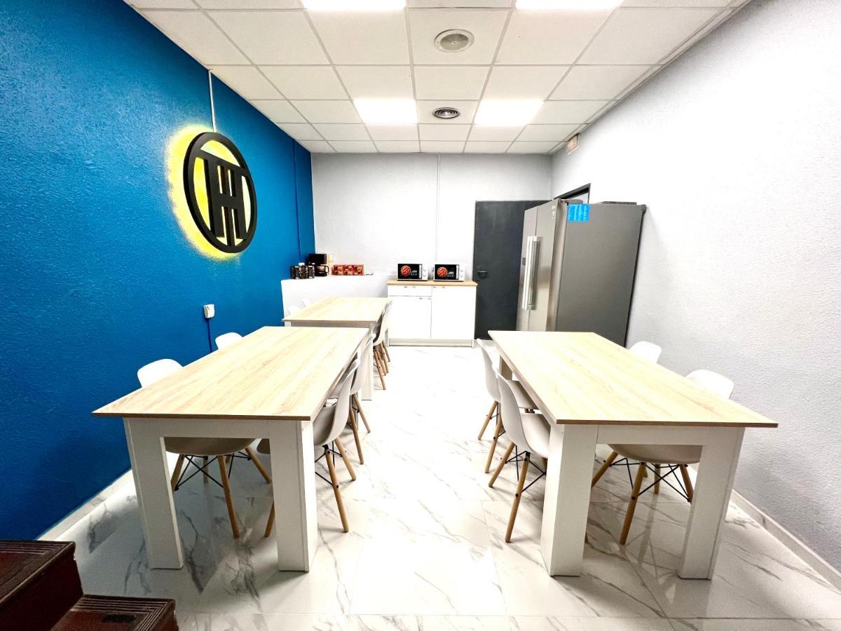 Hostel Thirty One Madrid Ngoại thất bức ảnh