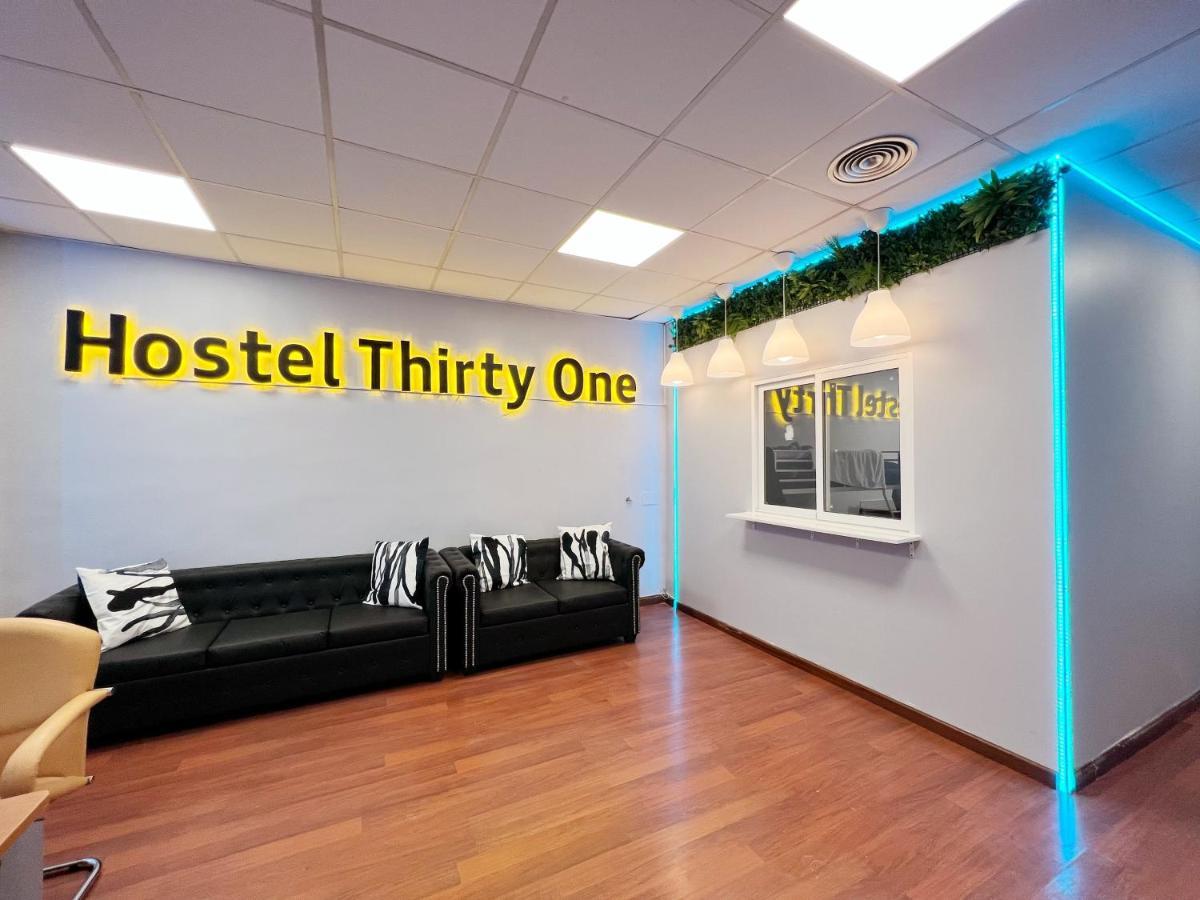 Hostel Thirty One Madrid Ngoại thất bức ảnh