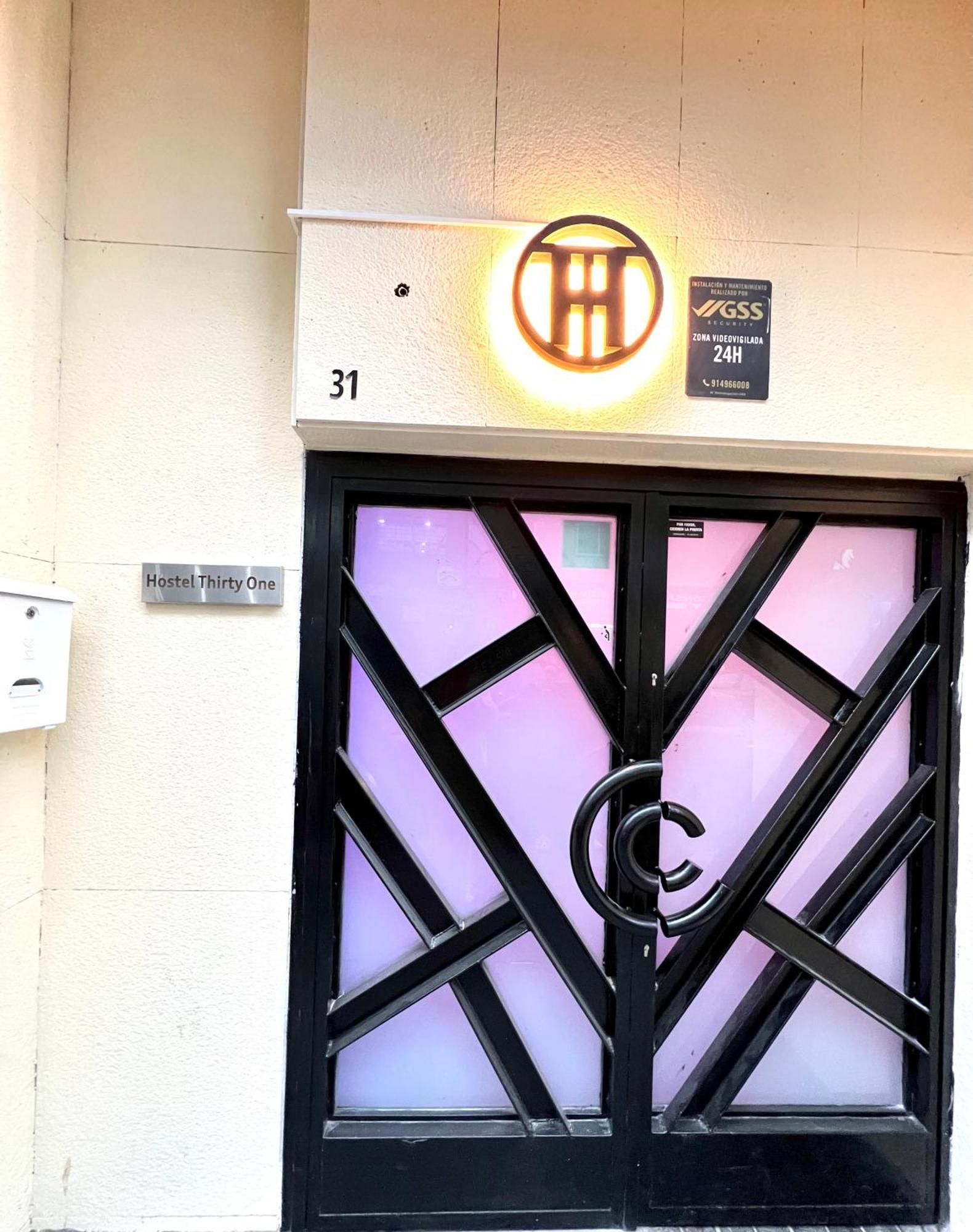 Hostel Thirty One Madrid Ngoại thất bức ảnh