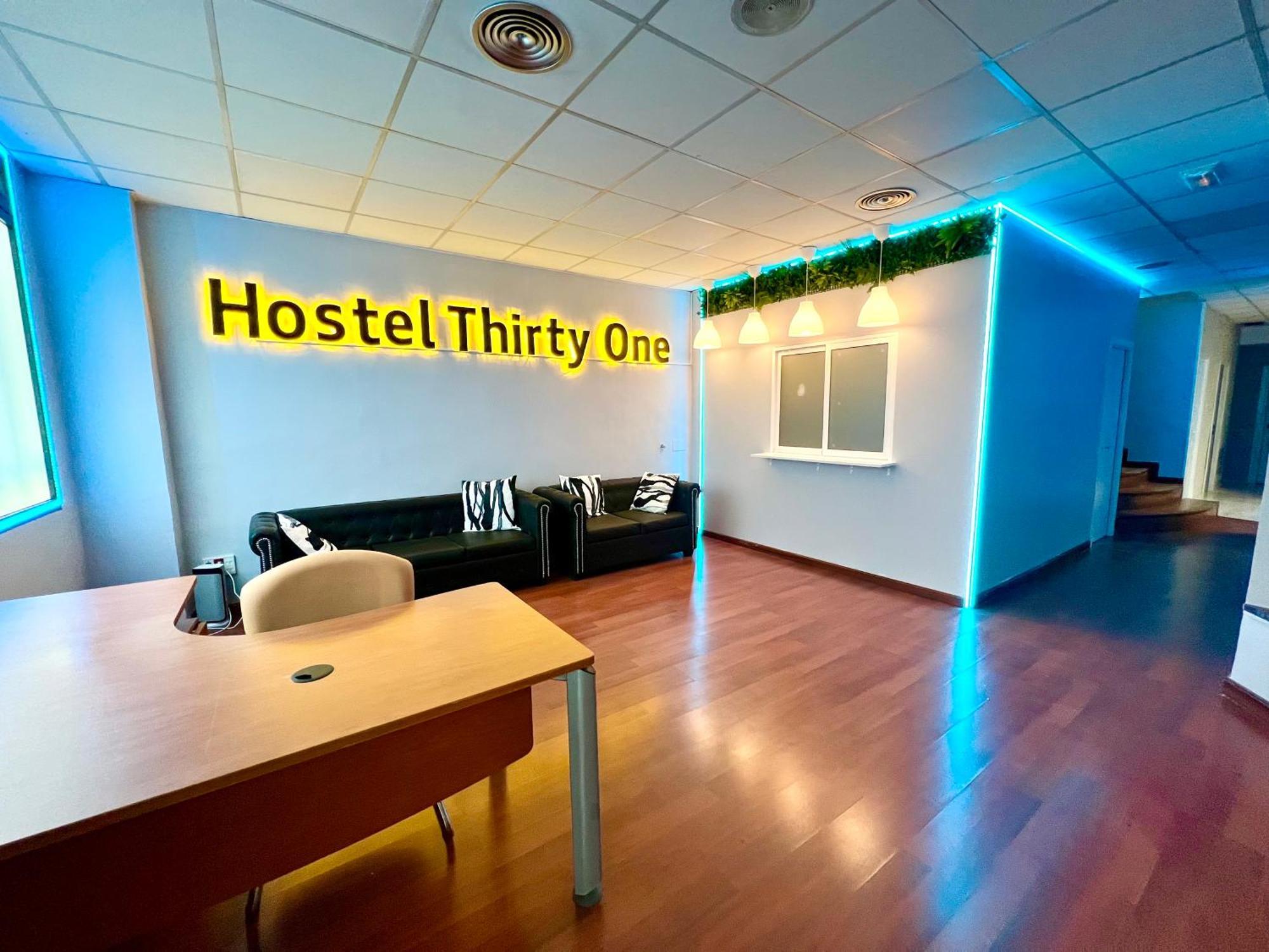 Hostel Thirty One Madrid Ngoại thất bức ảnh