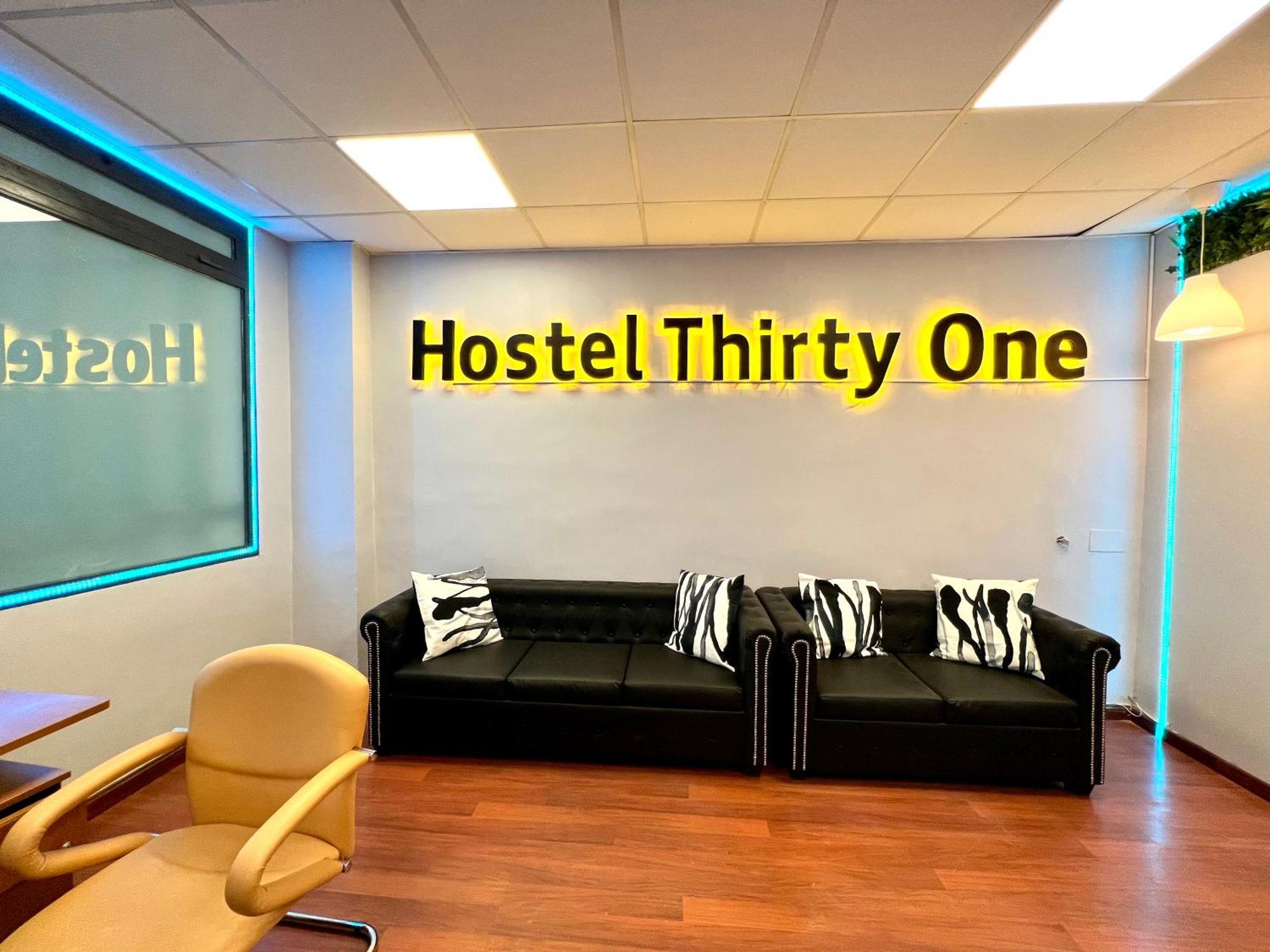 Hostel Thirty One Madrid Ngoại thất bức ảnh