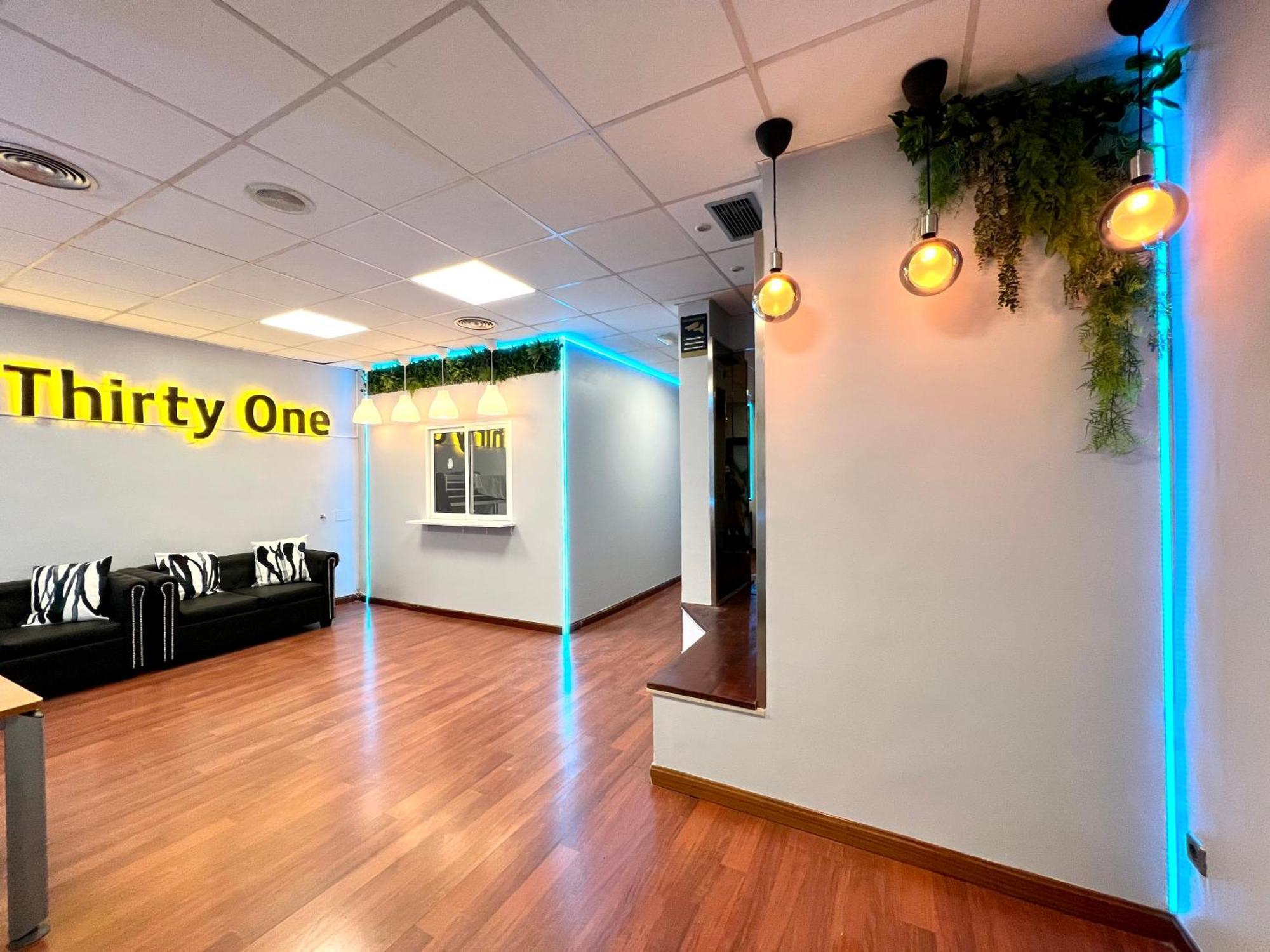 Hostel Thirty One Madrid Ngoại thất bức ảnh